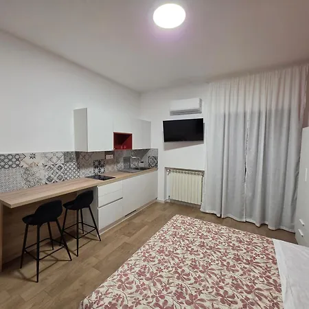 Zaro Bed & Breakfast 3*